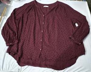 J754 Women's Plus Size 2X Burgundy Floral Button-Front V-Neck Blouse